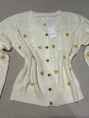 NWT HEYSON Full Size Floral Embroidered Cable Cardigan in Cream